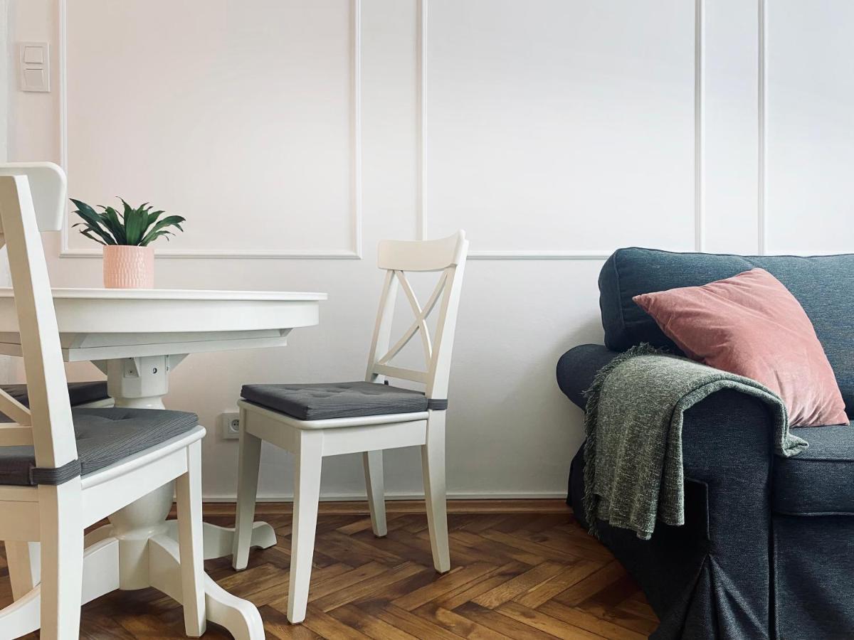 Beautiful Apartment With Two Rooms, Cracow Old Town Krasków Eksteriør bilde