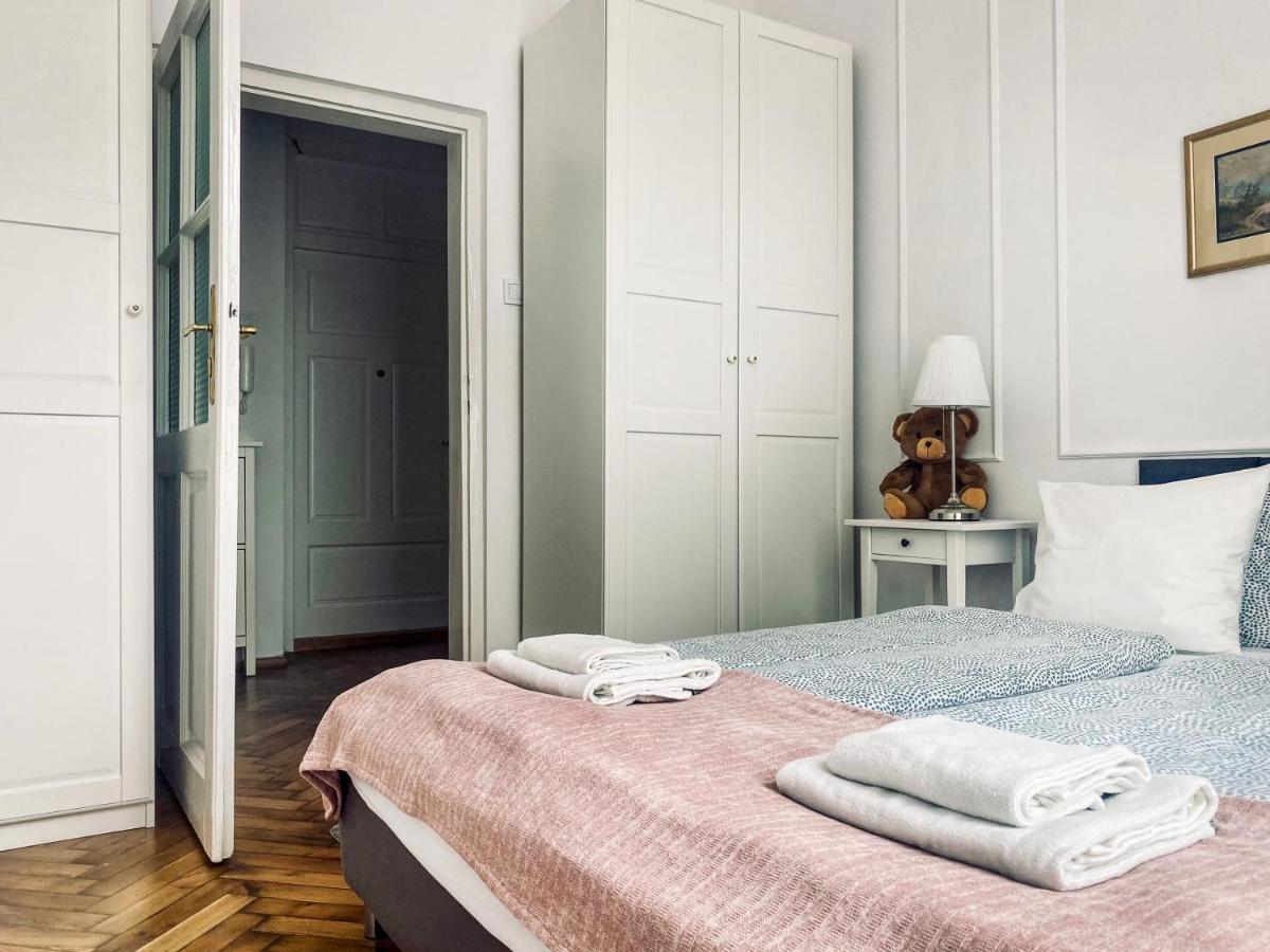 Beautiful Apartment With Two Rooms, Cracow Old Town Krasków Eksteriør bilde