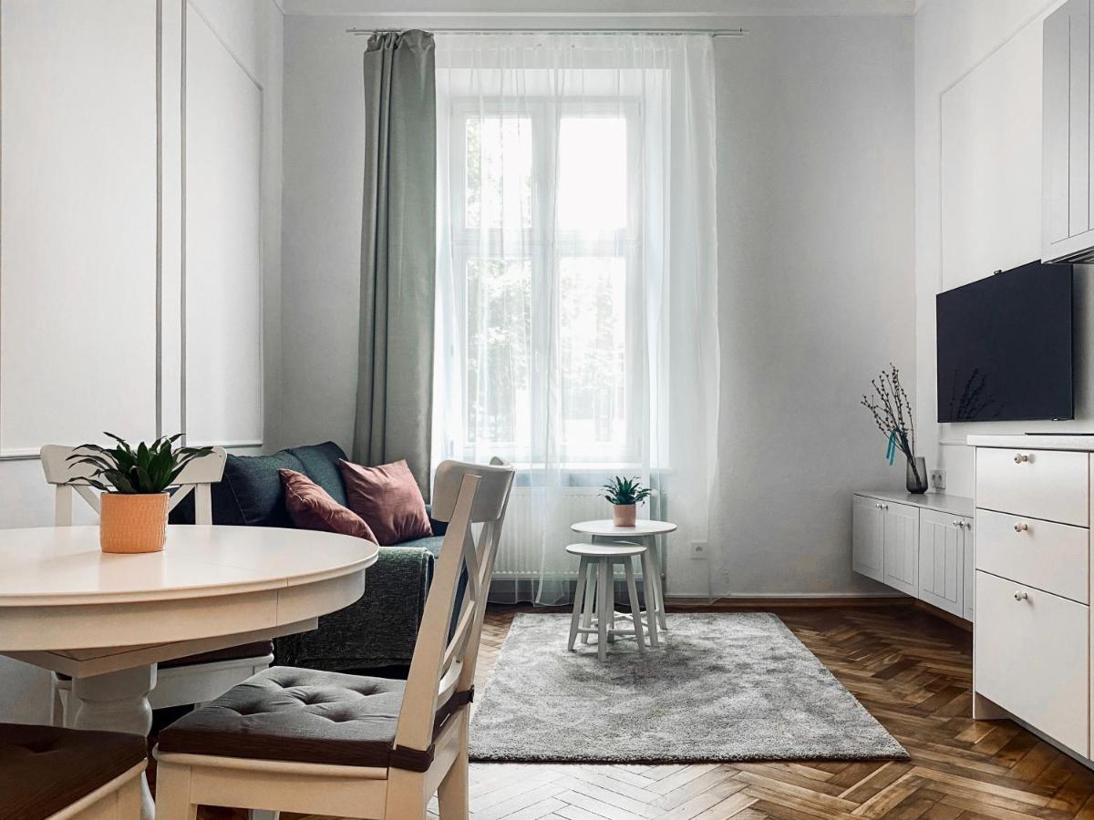 Beautiful Apartment With Two Rooms, Cracow Old Town Krasków Eksteriør bilde